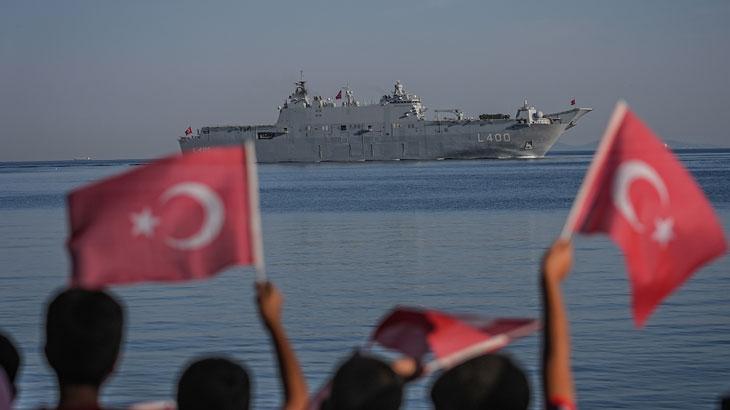 Türk donanmasının seçkin platformları “TEKNOFEST Mavi Vatan” öncesi Yalova’da selamlama geçişi yaptı
